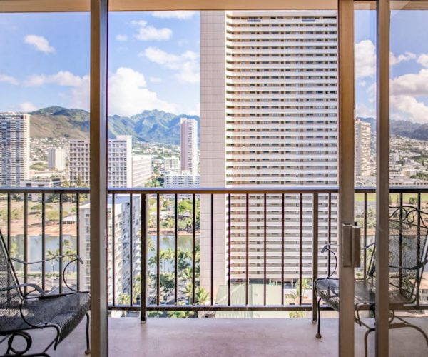 Four Paddle Condominium 2210 Thirty plus night rental