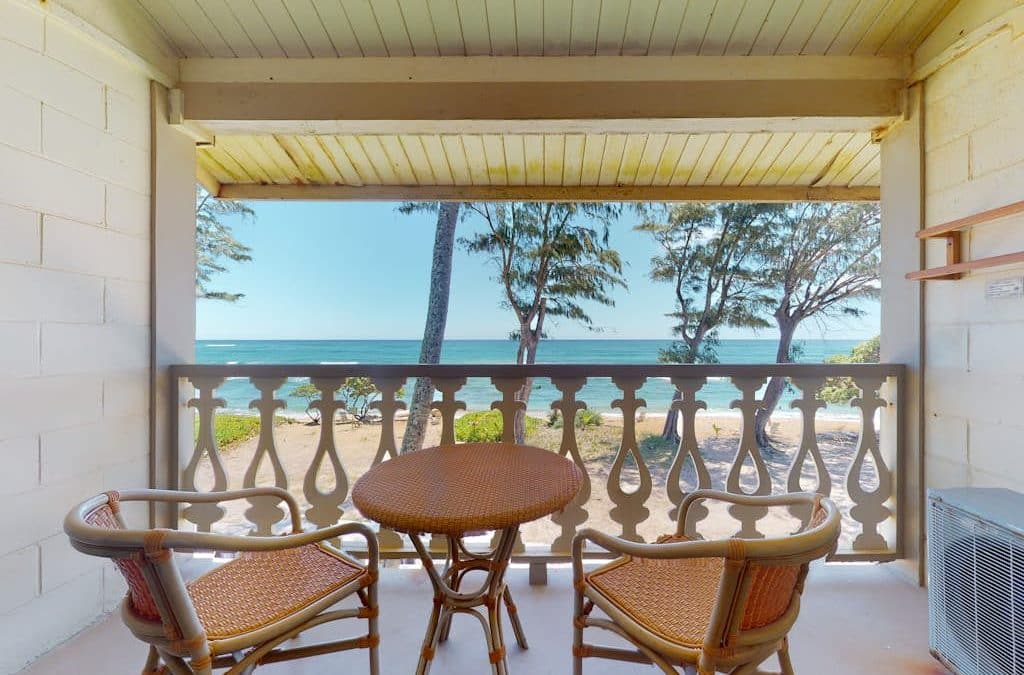 Islander on the Beach 353