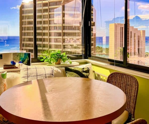 The Windsor Waikiki #3704 – 30-Night Minimum