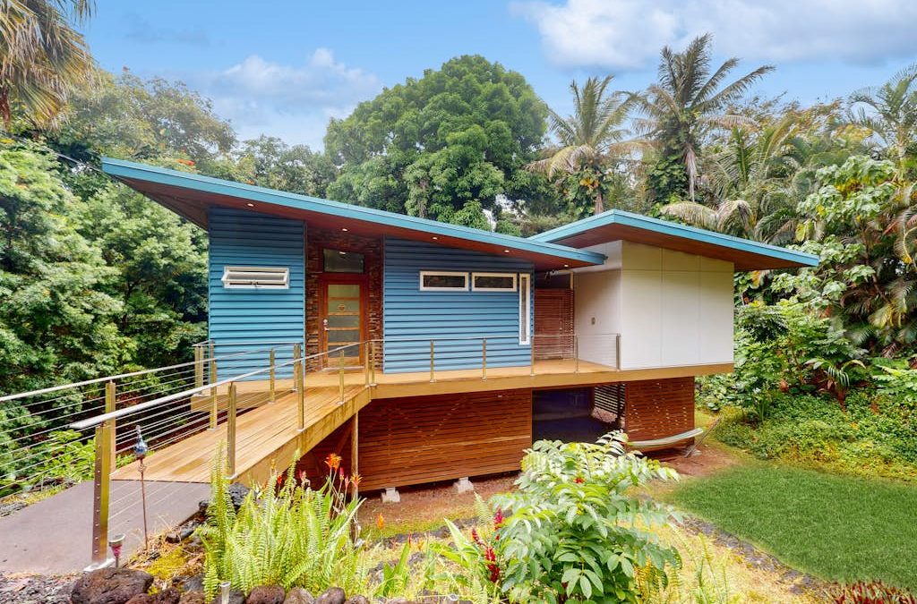 Tranquil Island Escape at Kehena Beach