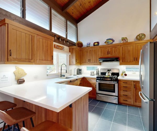 Seabreeze Hawaii Kai -A – 30-Night Minimum