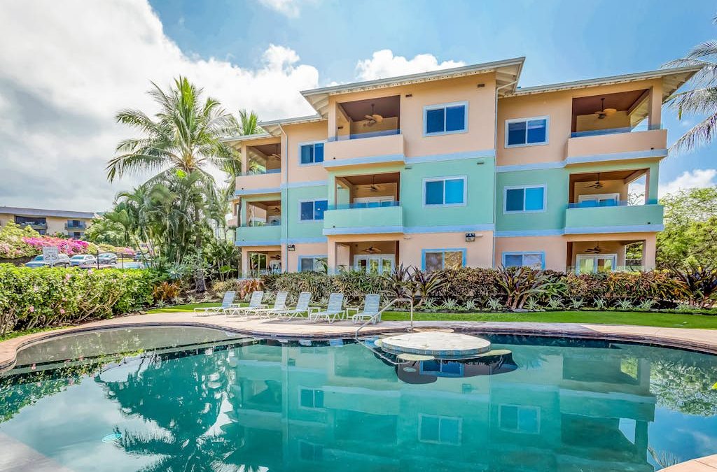Kahaluu Beach Villas 1-203