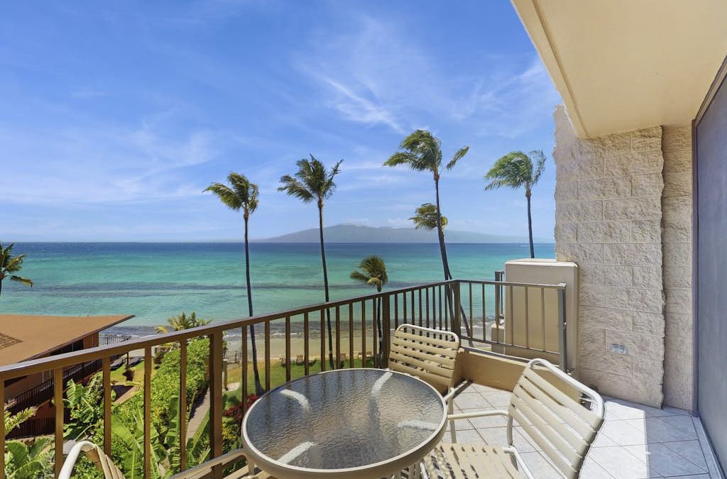 Paki Maui Penthouse 409 – August Special