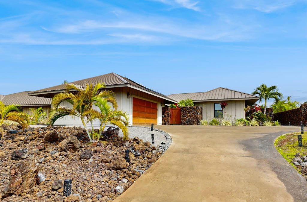 Star of Waikoloa – Ainamalu House with Guest House